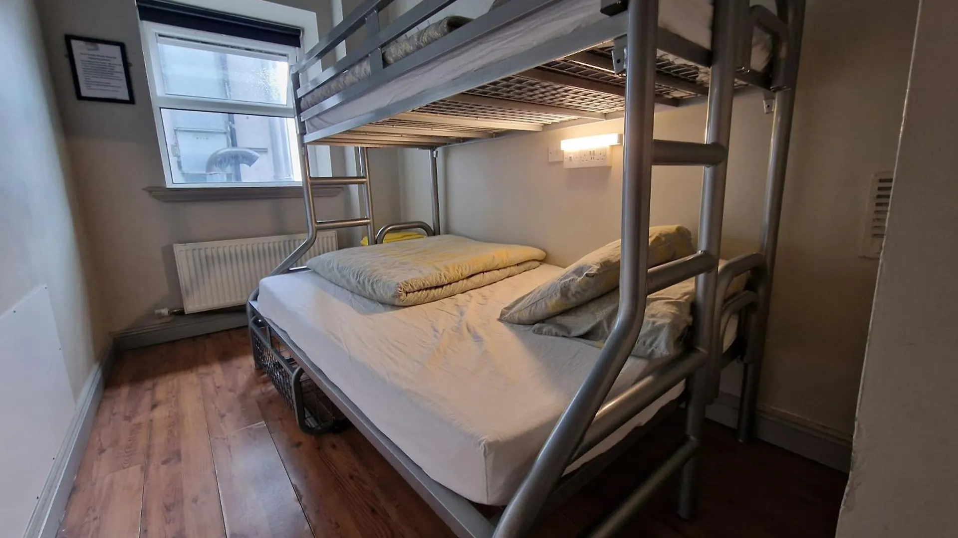 Bru Bar & Hostel Κορκ